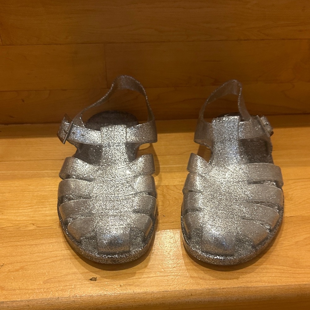 Silver Glitter Women’s Fisherman Jelly Sandals. Size 7 NWOT